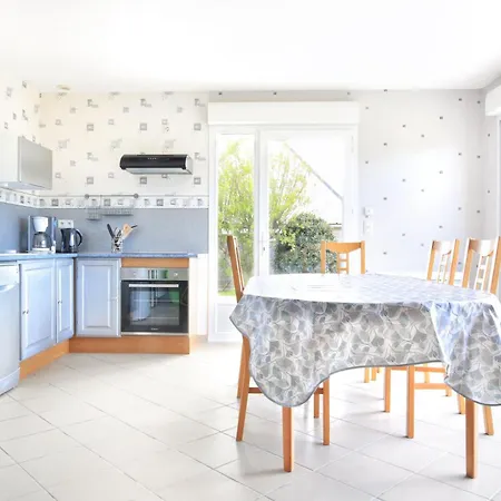 Un Tour Dans La Manche - A 500 M De La * Portbail